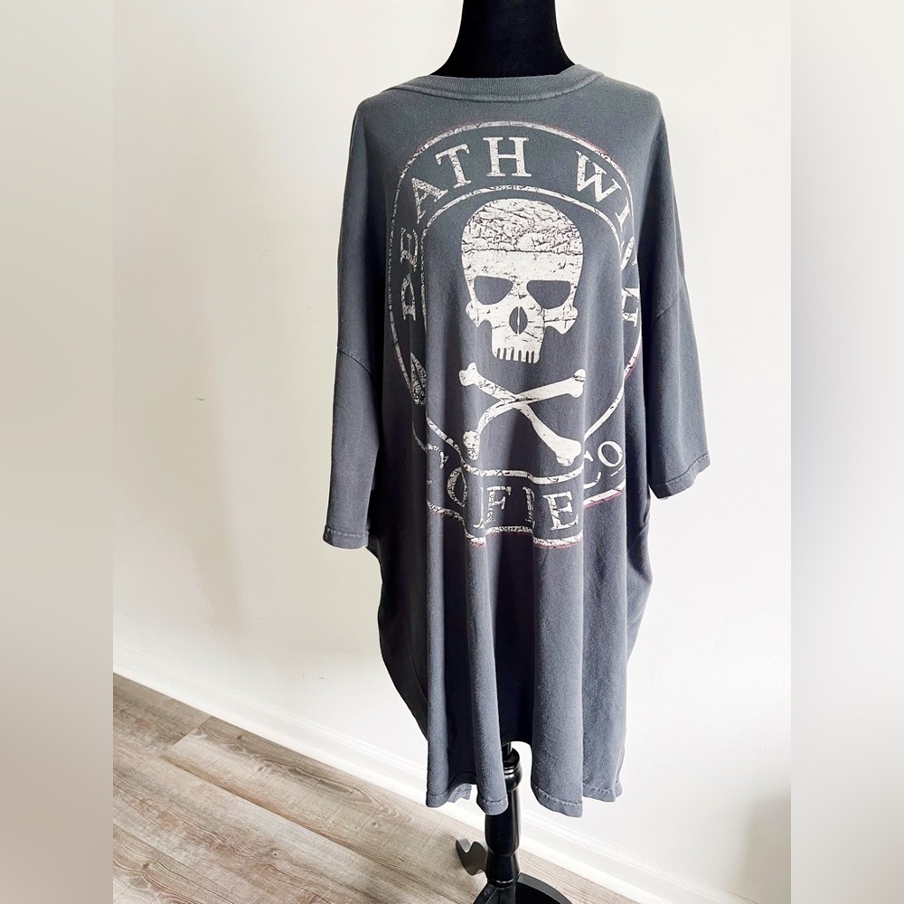 Oversized Crew Neck Short Sleeve Graphic Shirt Dress